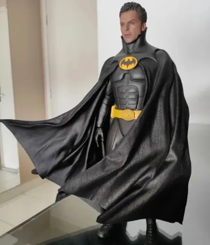 Capa Batman Aramada Moldável 1992 Returns ou Batman 1989 Michael Keaton hot toys sideshow