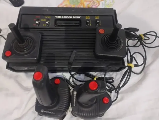 LOTE : CONSOLES NO ESTADO E PRA CONSERTO !!!