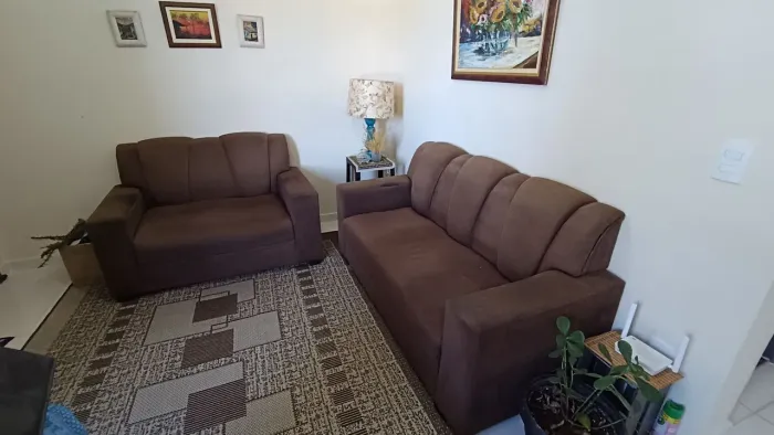 Sofá 2 e 3 lugares usados