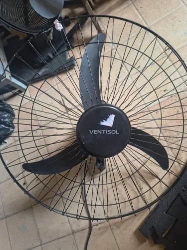 2 Ventiladores de parede