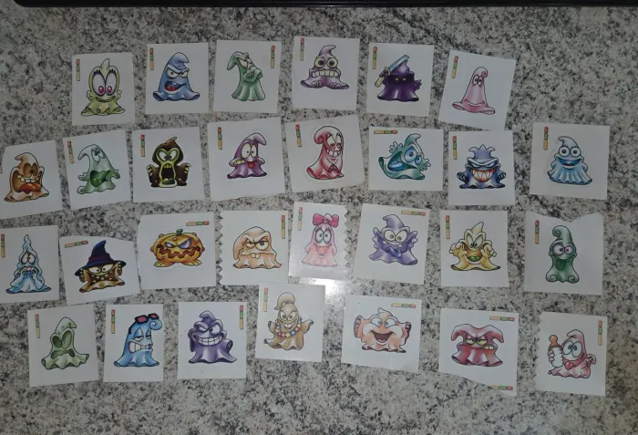 Lote 29 figurinhas - Gogos Fantasmas - LEIA A DESCRIÇÃO