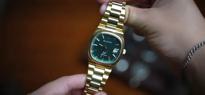 Relógio Bulova Super Seville Dourado - ESTADO DE NOVO