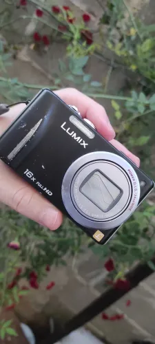 Câmera lumix dmctz20 