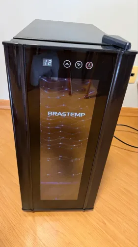 Vendo Adega Brastemp 12 garrafas seminova R$ 400,00