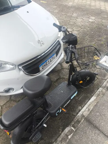 Bicicleta Elétrica Yoo Mobility Y200 350W Aro 14 Autonomia 20km Preto