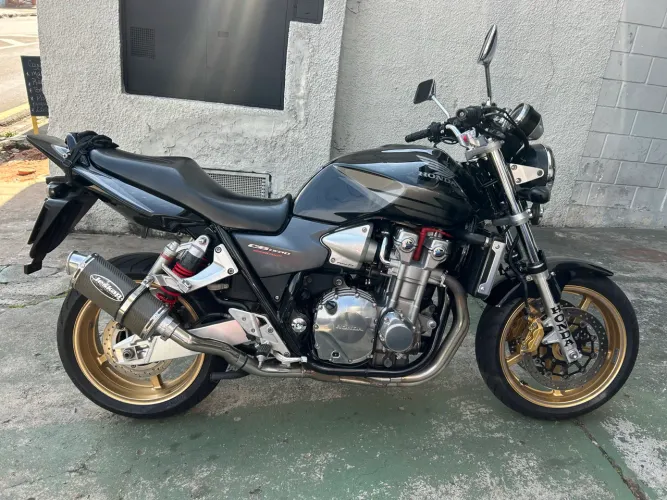 Cb 1.300cc Super Four.