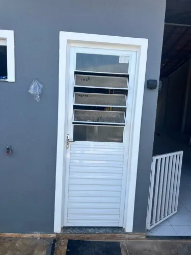Porta de alumínio 80 x 210