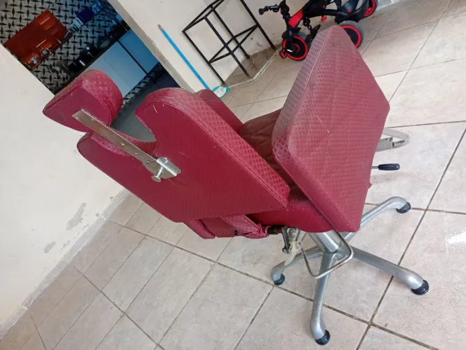 Cadeira de salão inclinável