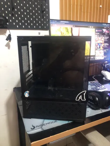 Gabinete pc gamer