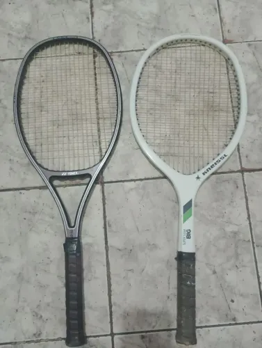 Par de raquetes , YONEX R-23 e KNEISSL, bem conservados