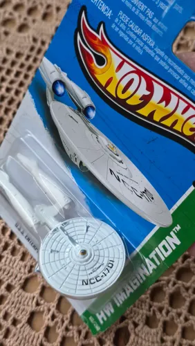 HOT WHEELS Star Trek U.S.S. Enterprise NCC-1701 (Edição 2013)