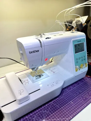 maquina de bordar bhother pe 560l em excelente estado