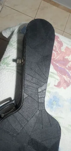 Violão tagima