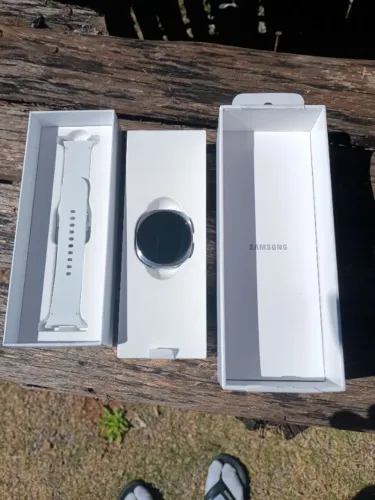 Galaxy watch 8 40mm + 1 ano de garantia contra quebras