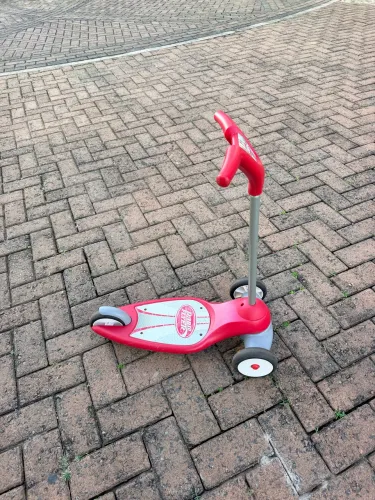 Patinete Radio Flyer Scooter Deluxe