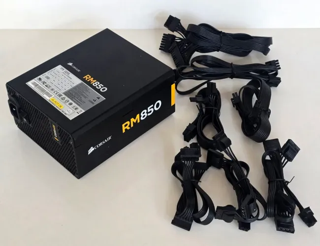 Fonte Corsair 850W Gold Full Modular 