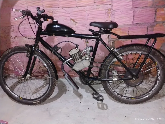 Bike Motorizada Semi Nova + Acessórios (Motor Pouco Usado)
