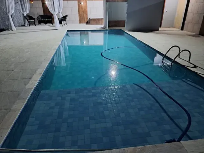 ITAGUAI - ALUGO CASA EM SANTA CÂNDIDA - 2 QUARTOS - PISCINA
