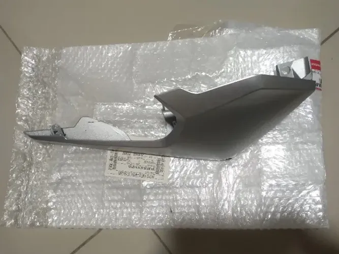 Carenagem da Rabeta L/E TITAN Honda 2026 Original !!