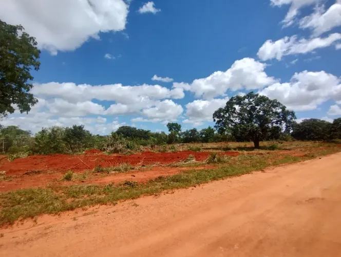 Fazendinhas com 20.000m2 Água e Luz Financiadas às Margens da Rodovia 040 Paraopeba MG