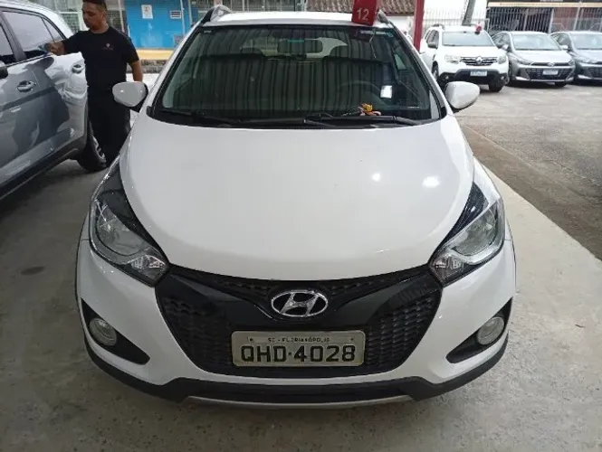 Hyundai HB20X Style 1.6 Flex 16V Aut. 2015