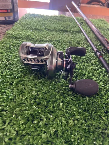 Lumis falcon 2,40+ carretilha kastking Shark 3