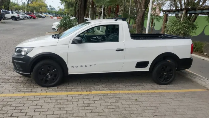 Volkswagen Saveiro Robust 1.6 Total Flex 8V 2023
