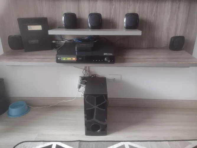Home theater LG (intacto)