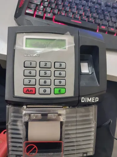 Maquina de ponto trabalho