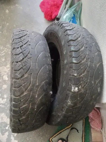 Par de pneus 235/75/15 - S10/Blazer