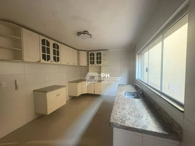Casa com 3 dormitórios para alugar, 240 m² por R$ 3.500,00/mês - Jardim América - Mogi Gua
