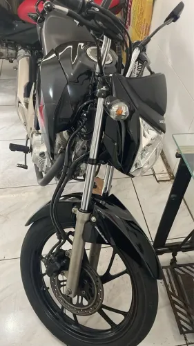 Titan 160