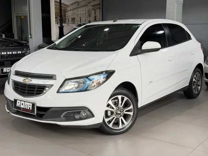 Chevrolet Onix Hatch LTZ 1.4 8V Flex Power Mec. 4P 2015