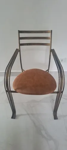Cadeira ferro