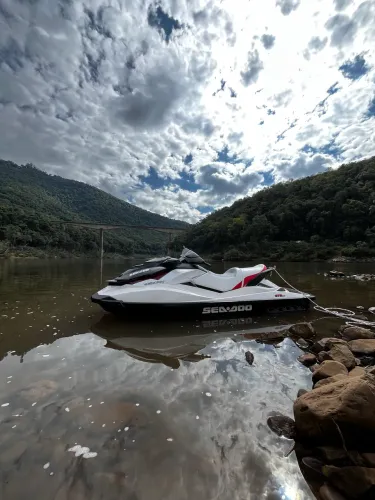 Jet Ski Seadoo GTS 130