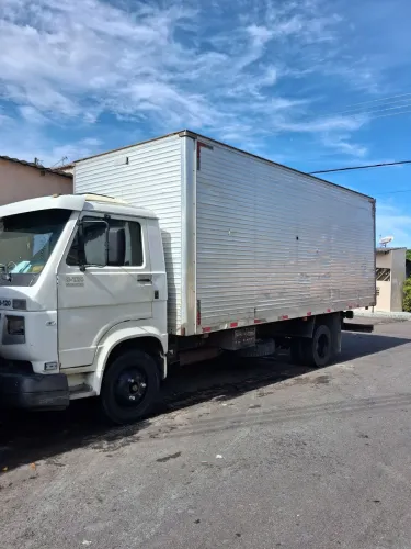 Frete baú em manaus.