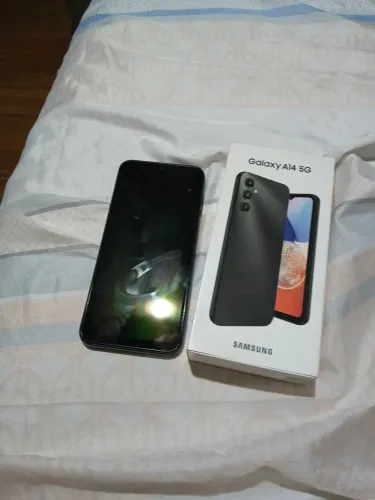 VENDO SAMSUNG A 14 5G EM PERFEITO ESTADO, COMPREI NA CAIXA 450 REAIS * JOCIMAR.