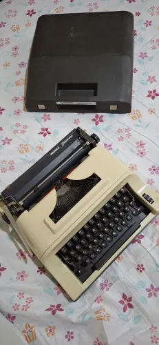 SUPER OFERTA!!MAQUINA DE DATILOGRAFIA.