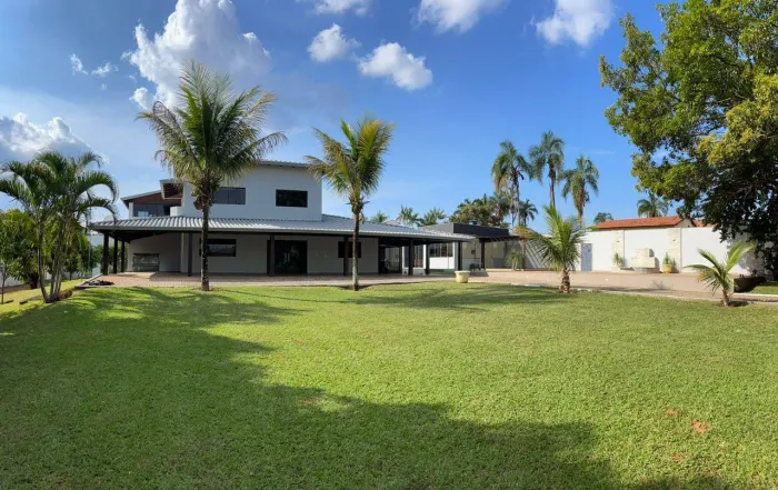 Casa Moderna em Condomínio Fechado Sobradinho