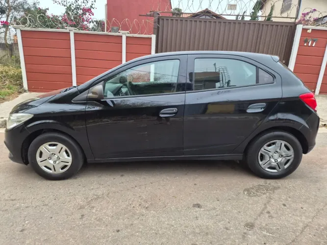 Chevrolet Onix Hatch LS 1.0 8V Flex Power Mec. 4P 2015