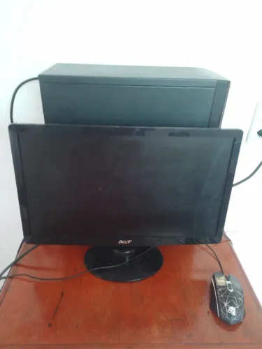 Computador Completo E5400 4GB RAM HD 320GB WiFi Monitor
