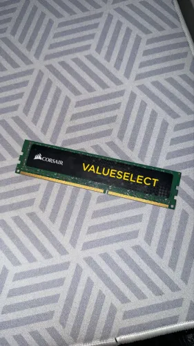 Memória RAM Corsair ValueSelect 8GB DDR3