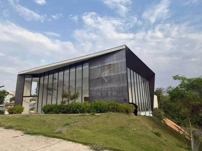 SALÃO COMERCIAL PARA LOCAÇÃO NA RODOVIA HEITOR PENTEADO EM CAMPINAS-SP