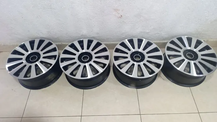 Aro 17 5 x 100 multi furo carro
