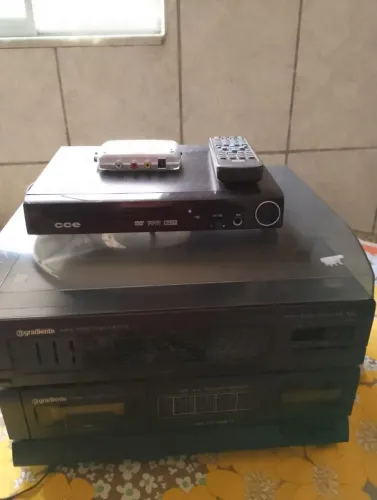 Conjunto áudio e vídeo