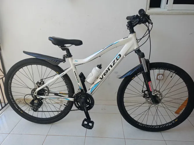 Bicicleta Venzo quadro de alumínio aro 26- 900 reais aceito cartão 3X sem juros