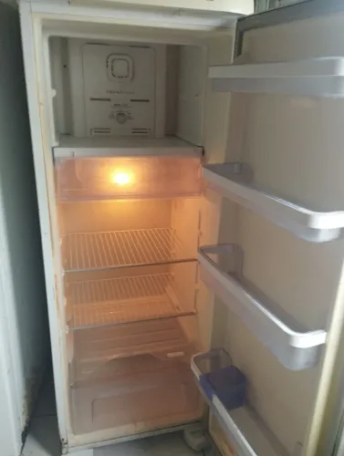 Vendo geladeira