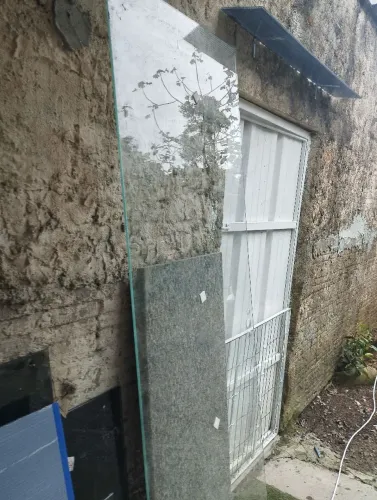 Porta vidro blindex