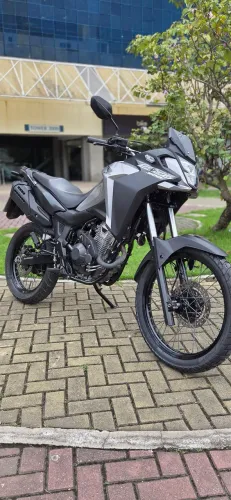 Honda Sahara 300 2024 - ÚNICO DONO 