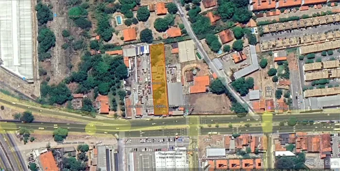 Terreno Comercial à Venda na Avenida Jornalista Tomaz Coelho - Excelente Oportunidade para